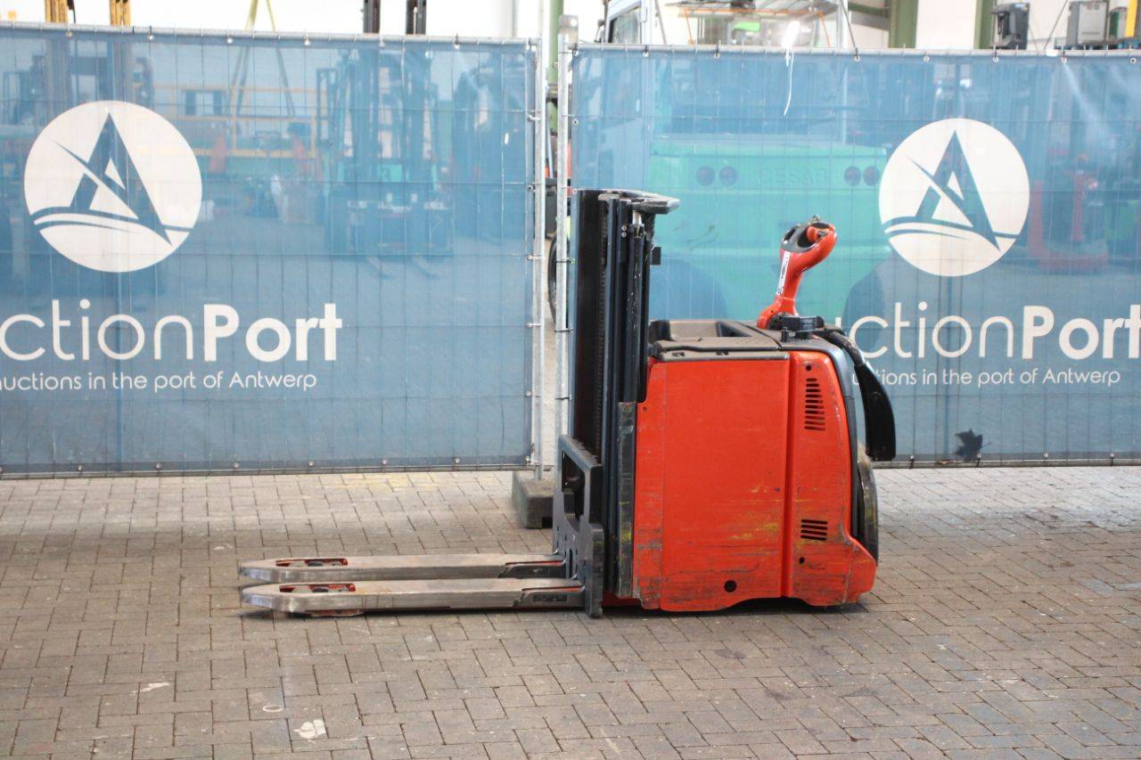 Pallet truck Linde D12 AP Electric 1200kg 2.01m 2018 image
