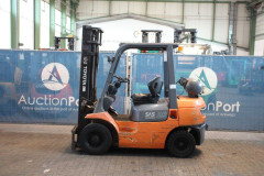 Forklift Toyota 42-7FGF25 LPG 2500kg 3.7m 2003