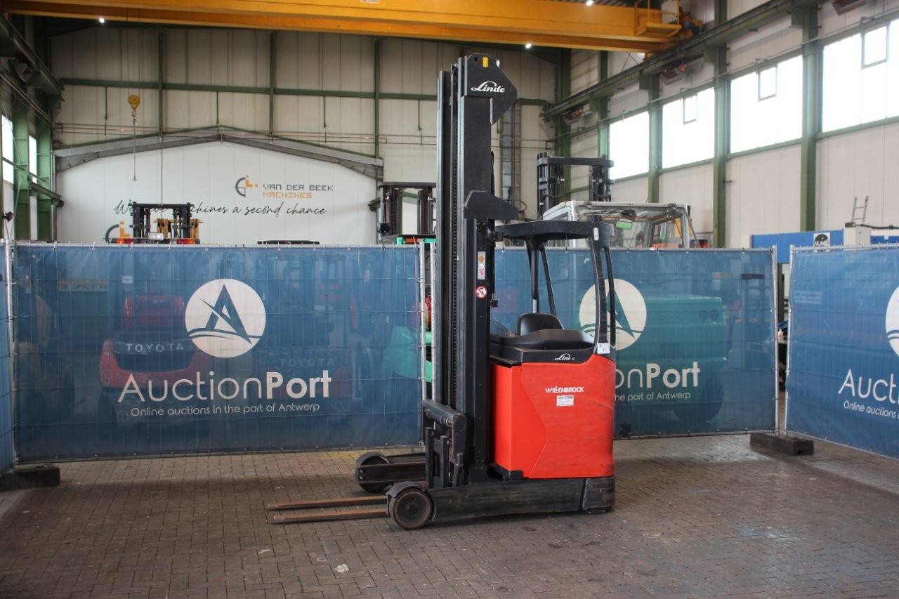 Reach truck Linde R14-01 Electric 1400kg 8.6m 2015 image