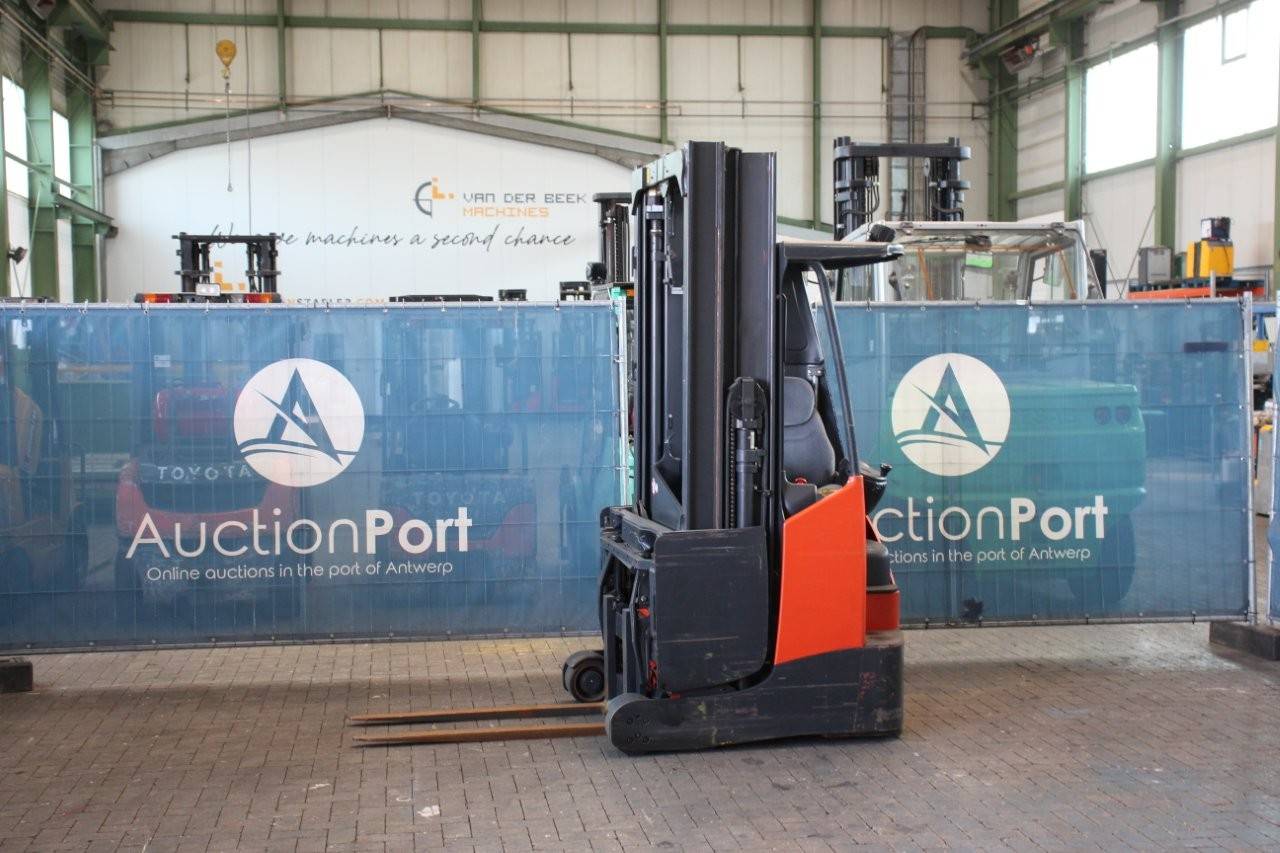 Reach truck Linde R14X-03 Electric 1400kg 6.1m 2014 image