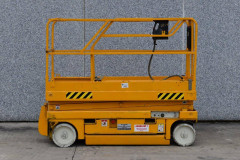 Scissor lift Haulotte Compact 8 Electric 350kg 8m 2002