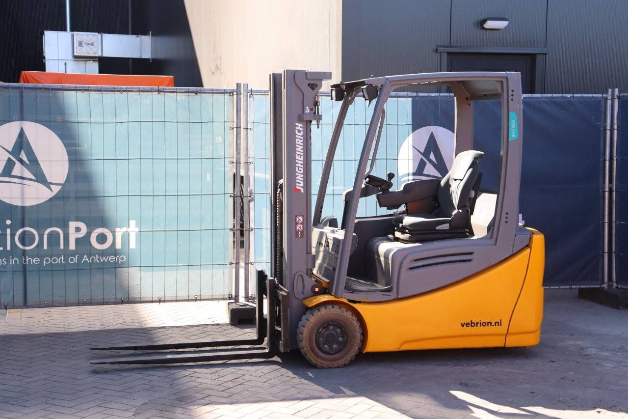 Forklift Jungheinrich EFG 216 Electric 1600kg 4.0m 2016 image