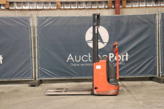 Fenwick-Linde L10 Electric Stacker 1000kg 3.0m 2012