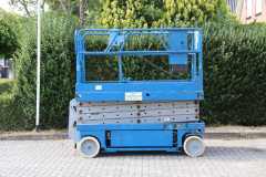 Scissor Lift Genie GS-2646 Electric 9.92 1999
