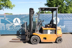 Forklift Still Electric
