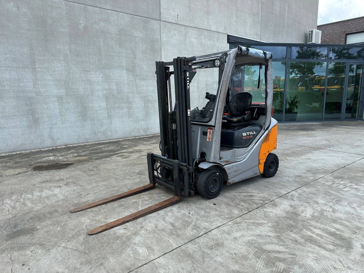 Forklift Still RX70-16T LPG 1800kg 4000mm 2010 image