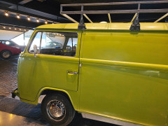 Volkswagen T2 _ 1.6 (Margin)