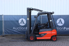 Forklift Linde E25-01 Electric 2500kg 4.68m 2015