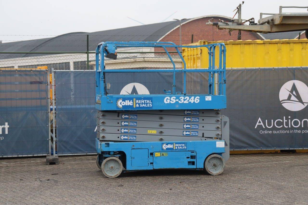 Scissor Lift Genie GS-3246 Electric 11.78m 2015 image