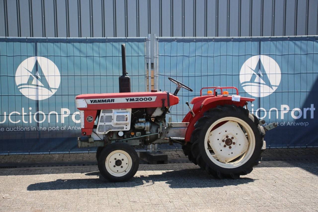 Mini tractor Yanmar YM2000 Diesel image