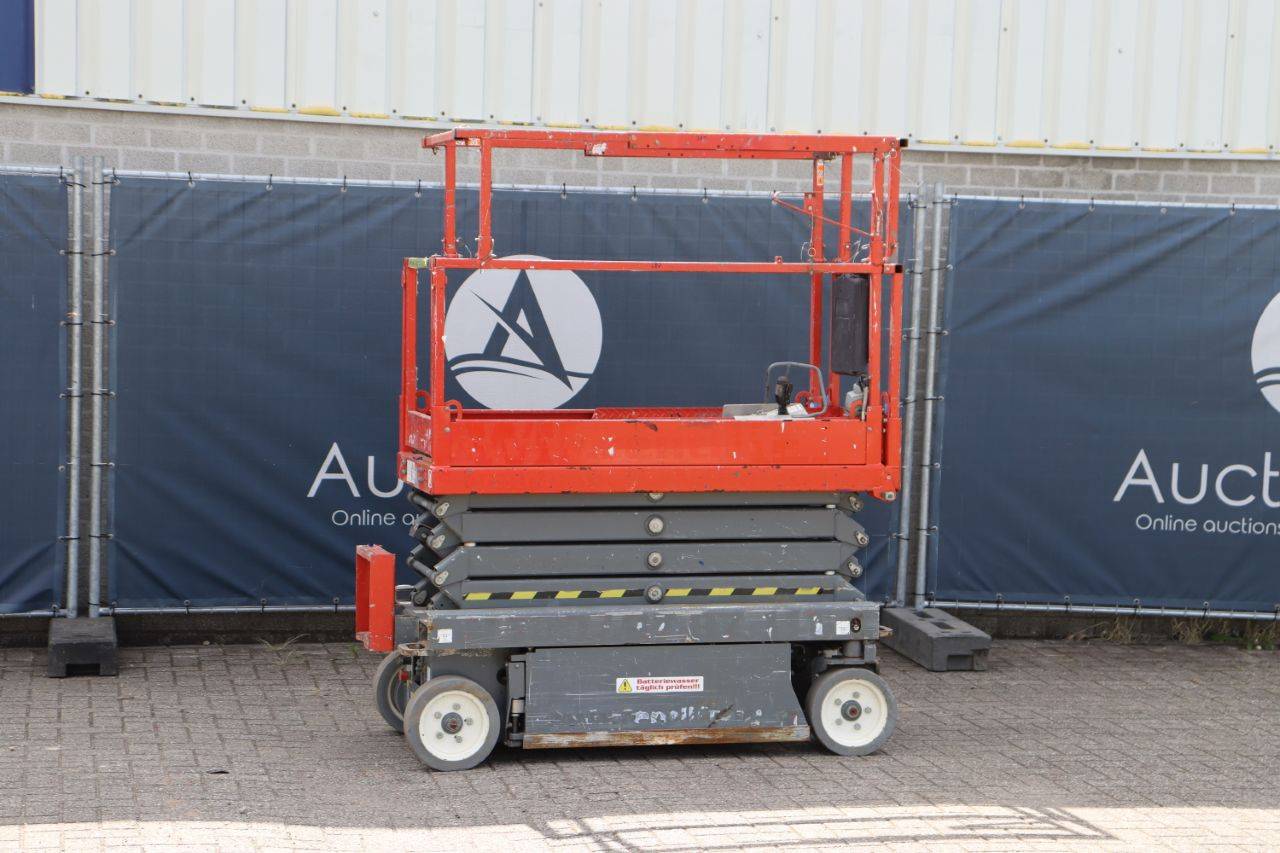 Scissor Lift Skyjack SJIII-3219 Electric 7.79m 2015 image