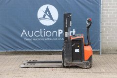 Stacker BT SWE200D Electric 2000kg 2.0m 2010