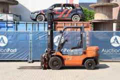 Forklift Toyota 02-7FDF30 Diesel 3000kg 4.5m 2006