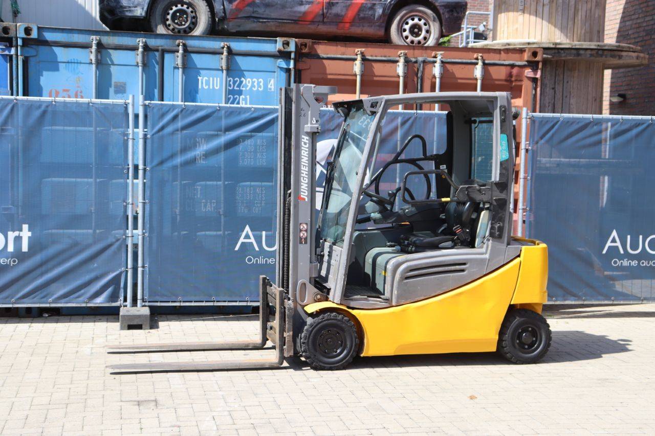 Forklift Jungheinrich EFG 316 Electric 1600kg 3.0m 2018 image