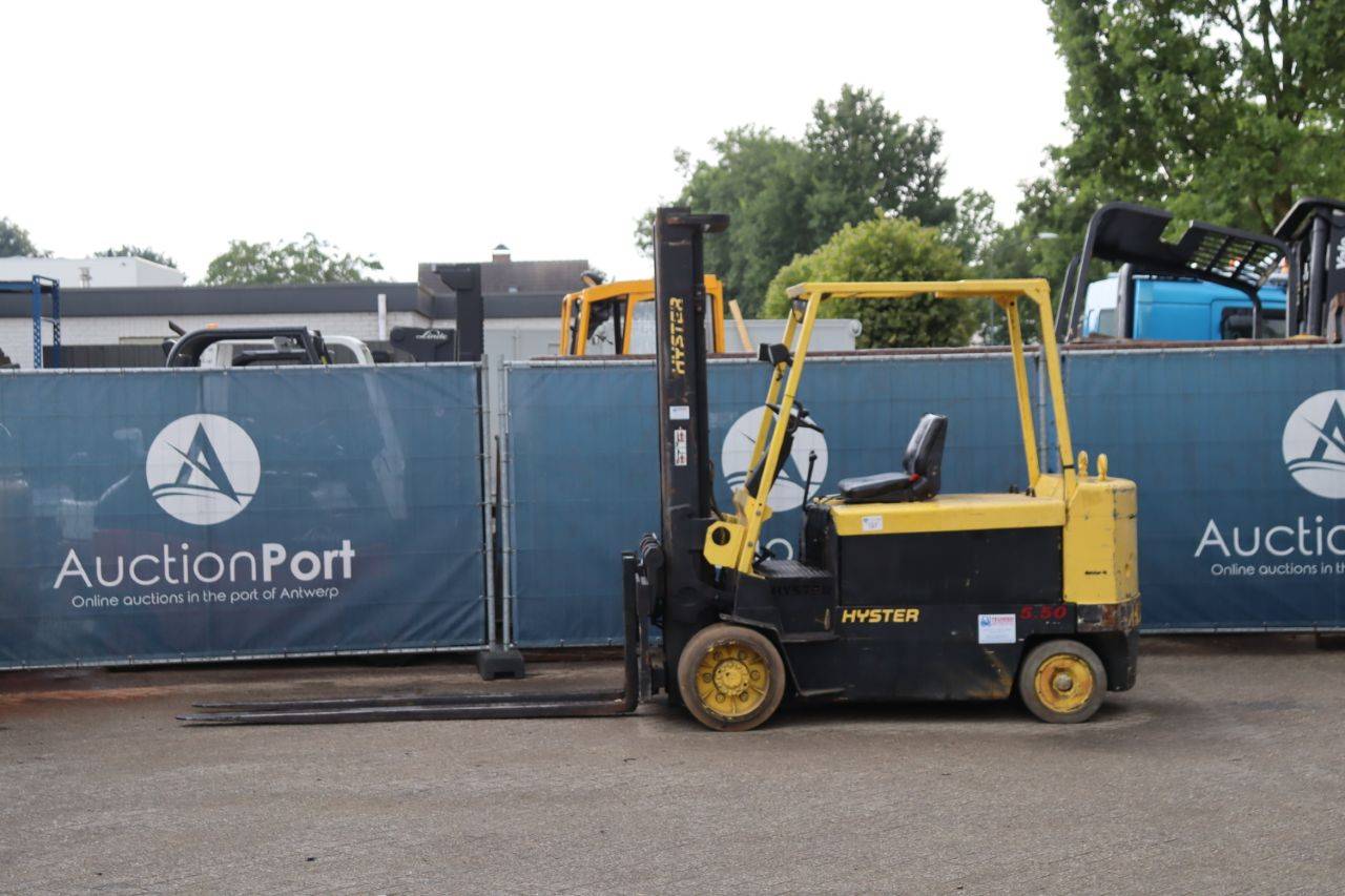 Forklift Hyster E5.50XL Electric 4840kg 4.05m 2000 image