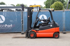 Forklift Linde E25/02 Electric 2500kg 4.8m 2006
