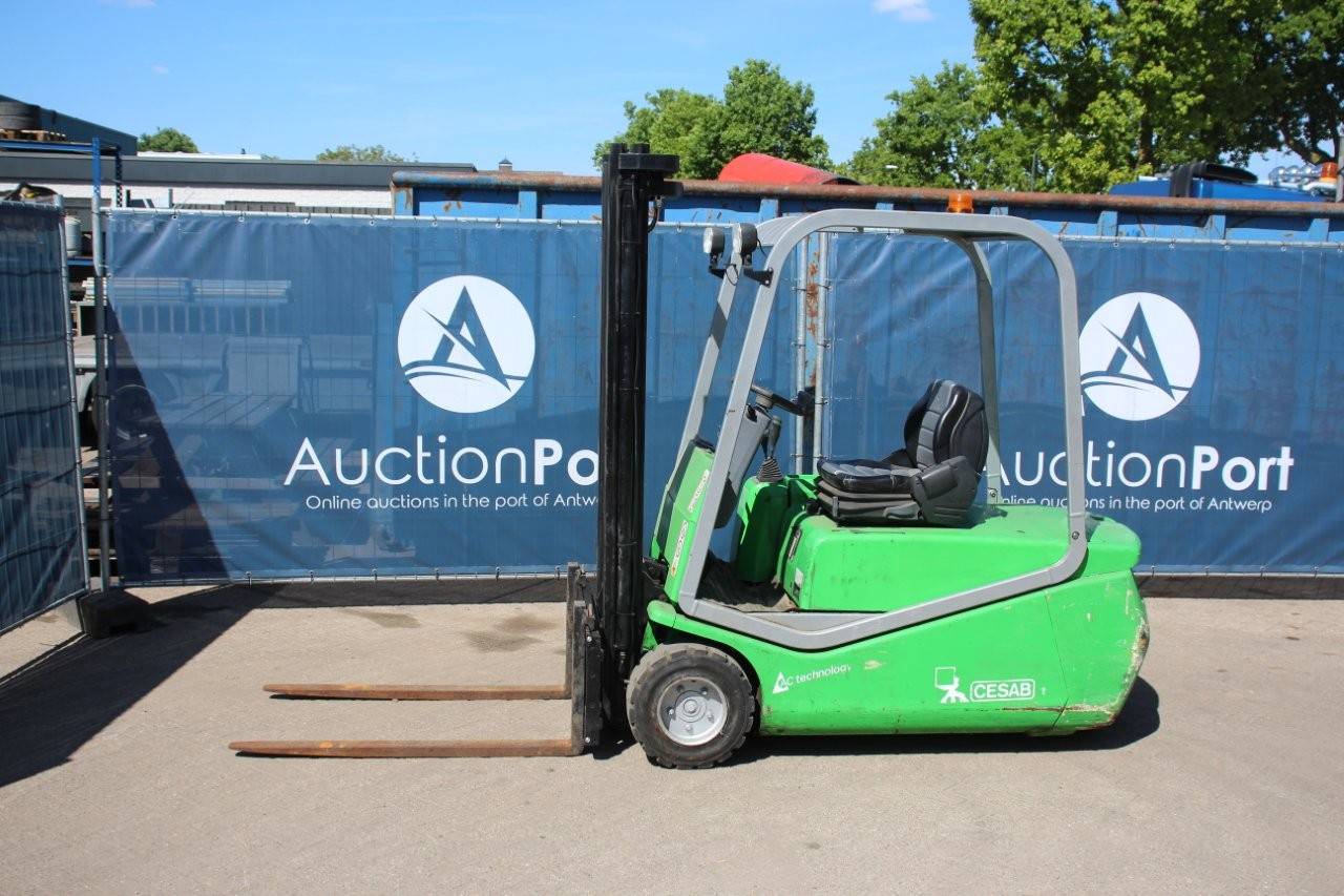 CESAB Electric Forklift 2000kg 3.0m image