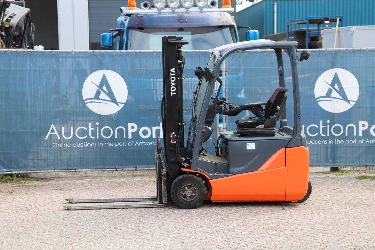 Toyota 8FBEK16T Electric Forklift 1600kg 3.3m 2018 image