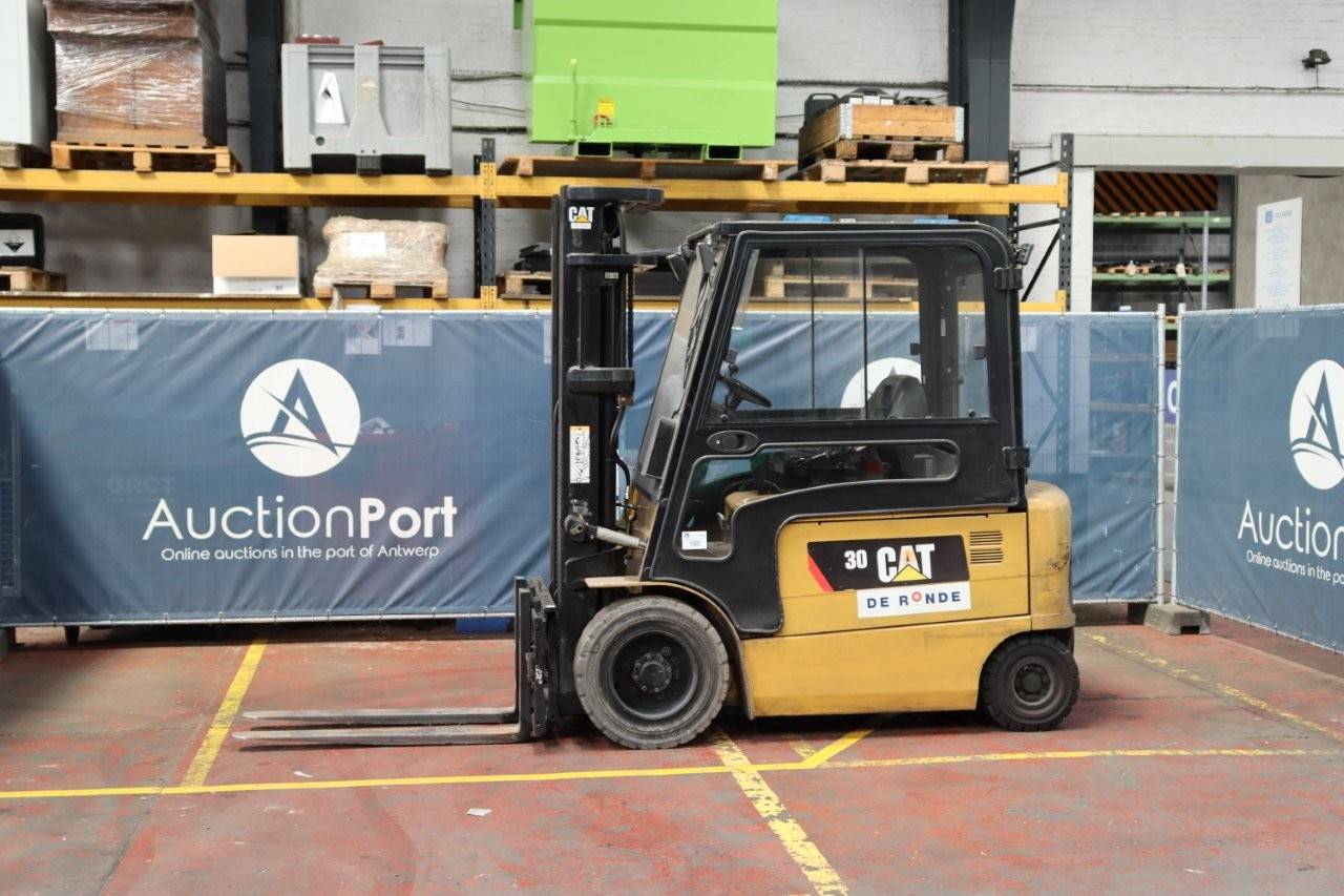 Forklift Caterpillar EP30K-PAC Electric 3500kg 4.5m 2005 image