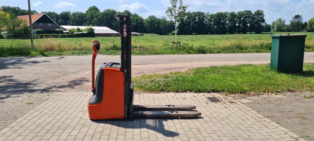 Stacker Linde L14 Electric 1400kg 3.0m 2019 image