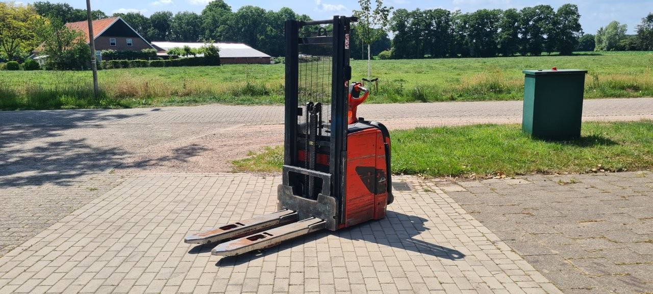 Stacker Linde L16AP Electric 1600kg 3.0m 2017 image