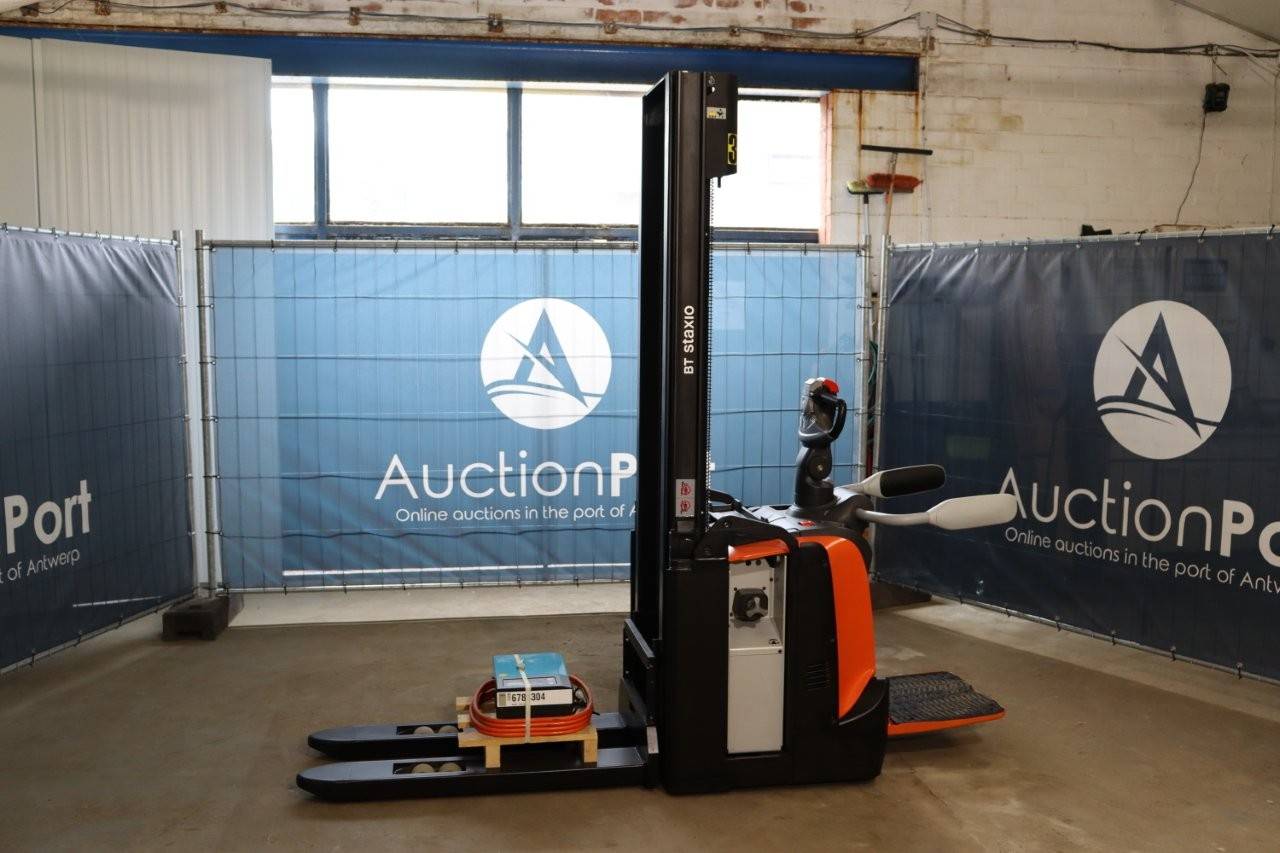 Toyota SPE120 Electric Stacker 1200kg 3.7m 2020 image