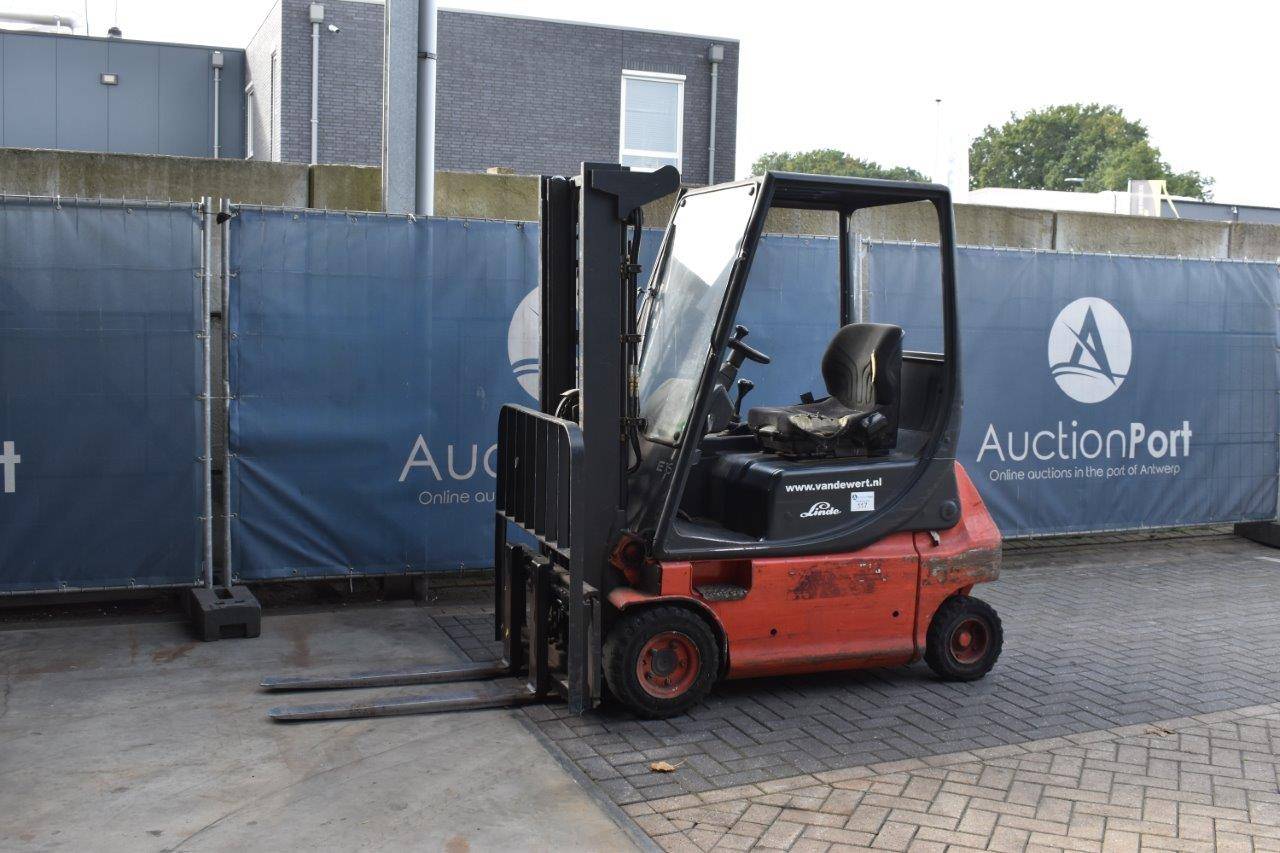 Forklift Linde E16P Electric 1600kg image