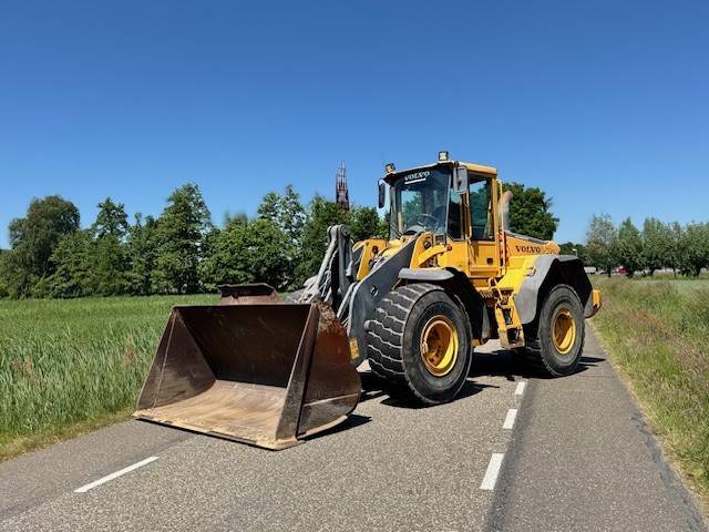 Wheel loader Volvo L110E Diesel 2006 image