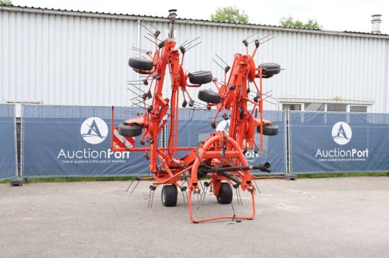 Hay tedder Kuhn GF 8702 2014 Kuhn GF 8702 2014 2