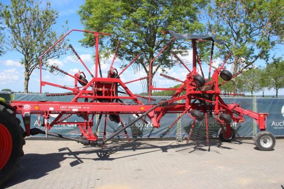 Lely Hibiscus 765 SD 2010 towed rake with side discharge Lely Hibiscus 765 SD 2010 2