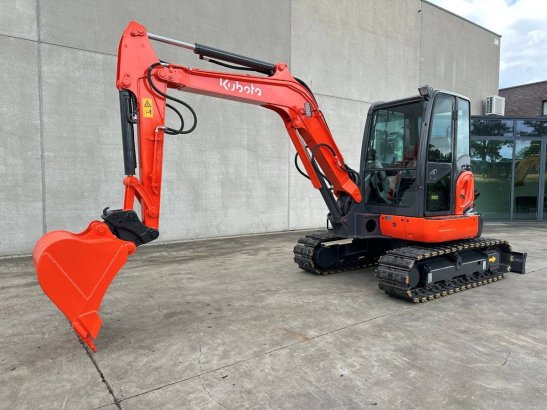 Midi excavator Kubota KX155-3SZ Diesel 2014 KX155-3SZ 2014 2