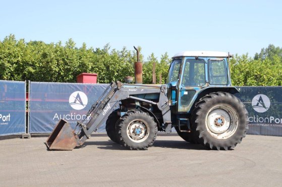 Ford 7700 Diesel Tractor 1978 with front loader (Margin) 7700 1978 2 image 16