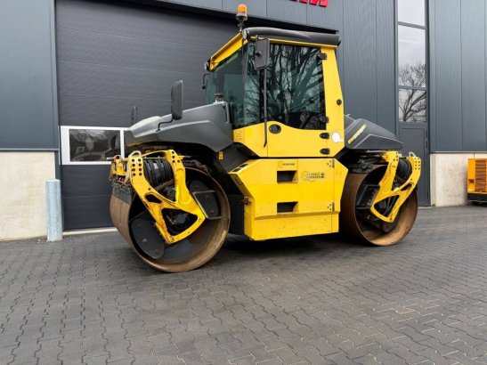 Heavy machinery product image - Image 1 of 1