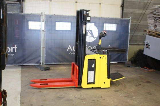 Hyster Electric Stacker 1400kg 4.63m 2017 2017 2 image 16