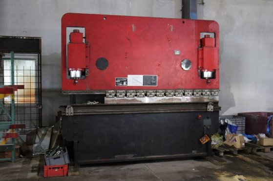 Press brake Shandong WF67Y Electric 200t 2010 Shandong WF67Y 2010 2 image 31