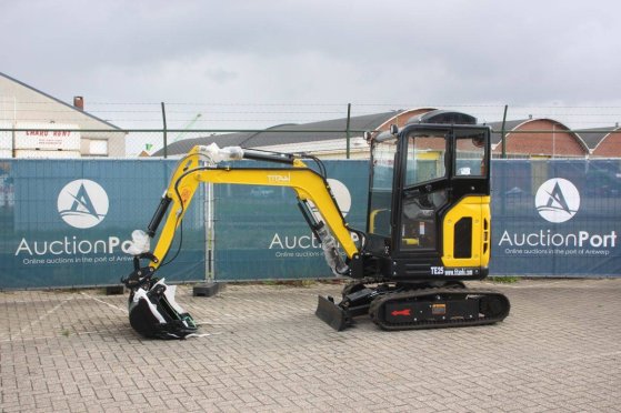Titan TE25 Diesel Mini Excavator (Kubota engine) 2025 New Titan TE25 2025 1 image 16