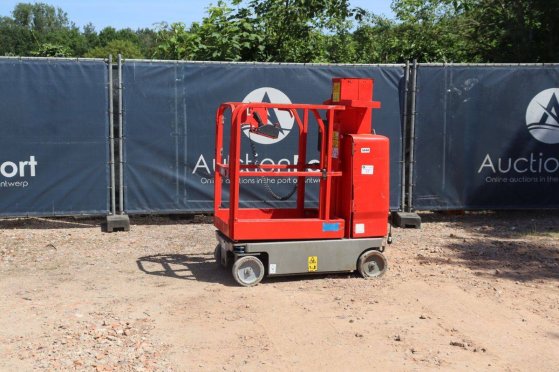 Genie GRC-12 Electric Mast Lift 5.66m 2014 GRC-12 2014 2 image 16