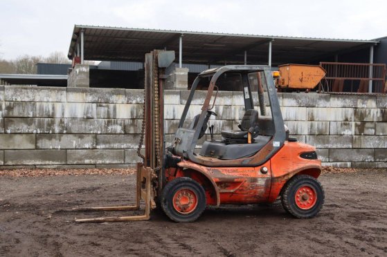 Heftruck Linde H40D Diesel 4000kg 1994 H40D 1994 2 Forklift