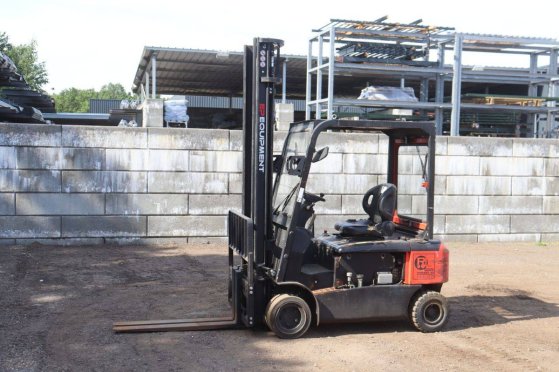 Heftruck EP Elektrisch 2000kg 3.0m EP Equipment 2 Forklift