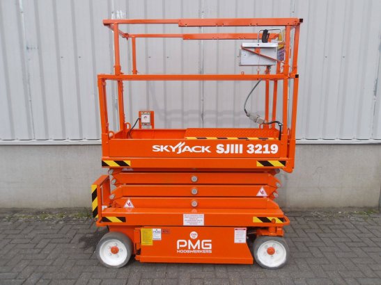Skyjack SJ3219 Electric Scissor Lift 7.81m 2017 Skyjack SJ3219 2017 2 Scissor Lifts
