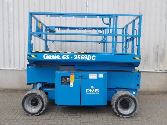 Scissor Lift Genie GS-2669DC Electric 10m 2013 GS-2669DC 2013 2 Scissor Lifts