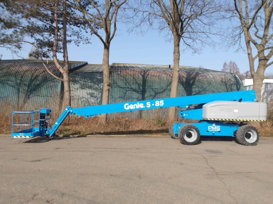 Telescopic boom lift Genie S-85 Diesel 27.91m 2012 S-85 2012 2