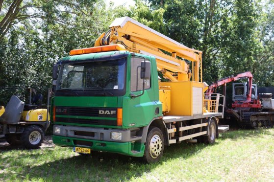 Truck-mounted aerial work platform DAF AE65 NC Diesel 212 hp 1997 AE65 NC 1997 2
