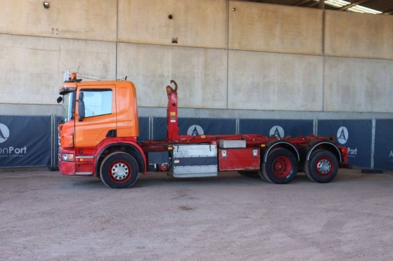 Hooklift system Scania P 340 Truck 10182 2