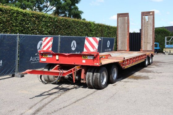 Low loader Gheysen & Verpoort R4020A 1999 Gheysen en Verpoort R4020A 1999 2 Lowloader semi-trailers
