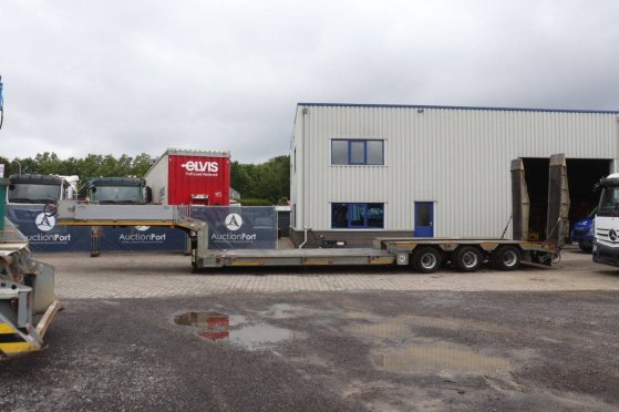 Semi-low loader Muller Mitteltal TTS Muller Mitteltal TTS 2 Lowloader semi-trailers
