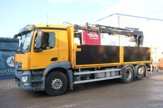 Crane truck Mercedes-Benz Antos 2540 Diesel 2014 Mercedes-Benz Antos 2540 2014 2 Crane trucks