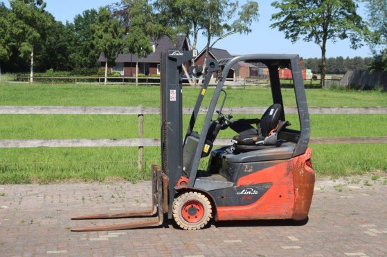 Linde E16 Electric Forklift 1600kg E16 2 Forklift image 15