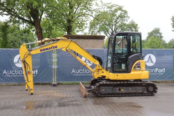 Crawler excavator Komatsu PC58MR-5E0 Diesel 29.1kW 2022 PC58MR-5E0 2022 2 Crawler Excavators