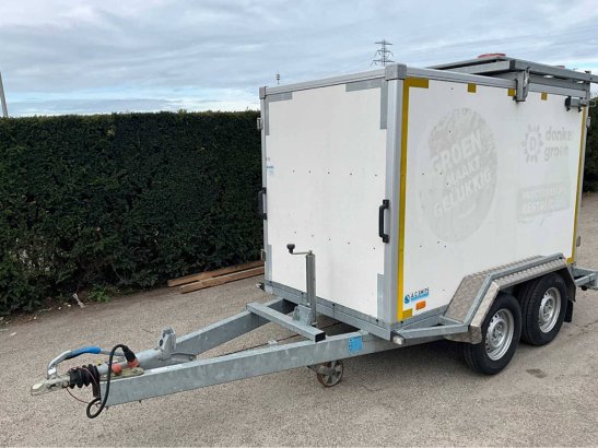 HOKA 2019 enclosed trailer HOKA 2019 2